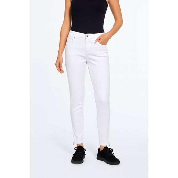 Chicos Women's Platinum Denim Ultimate fit white ankle zip jeans Size S mature - Picture 1 of 12